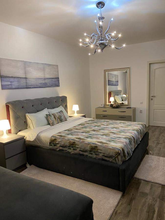 Eden Luxury Apartment Braila Ngoại thất bức ảnh